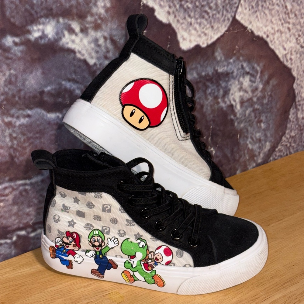 Ground Up Nintendo Super Mario High Top Sneakers Shoes Side Zip Slip On Size 11